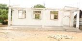 O Governo Distrital de Govuro Constroi uma sala de aulas